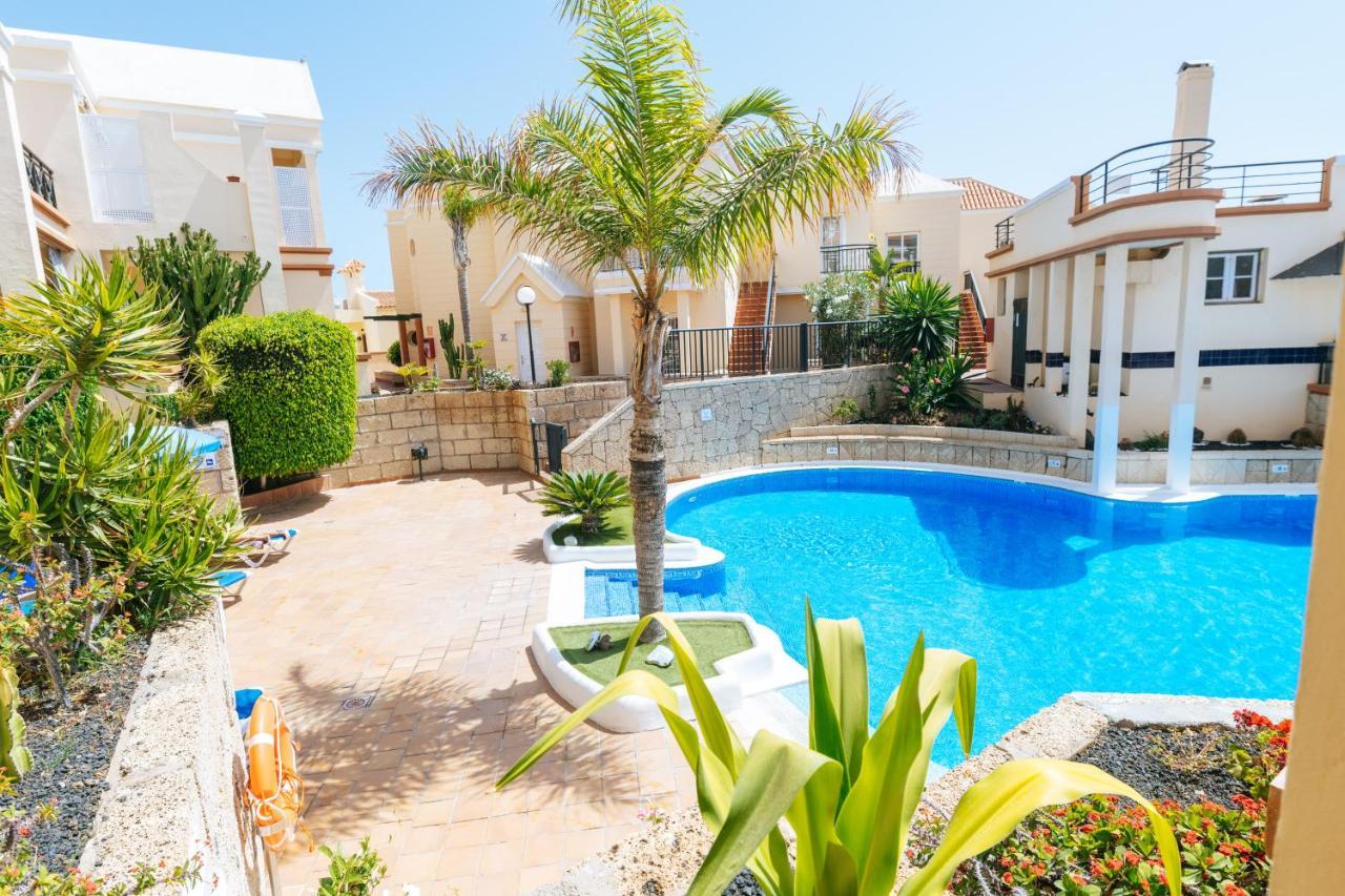 Amazing renovated pool view Apartment, 2 min to Fañabe Beach Costa Adeje  Esterno foto