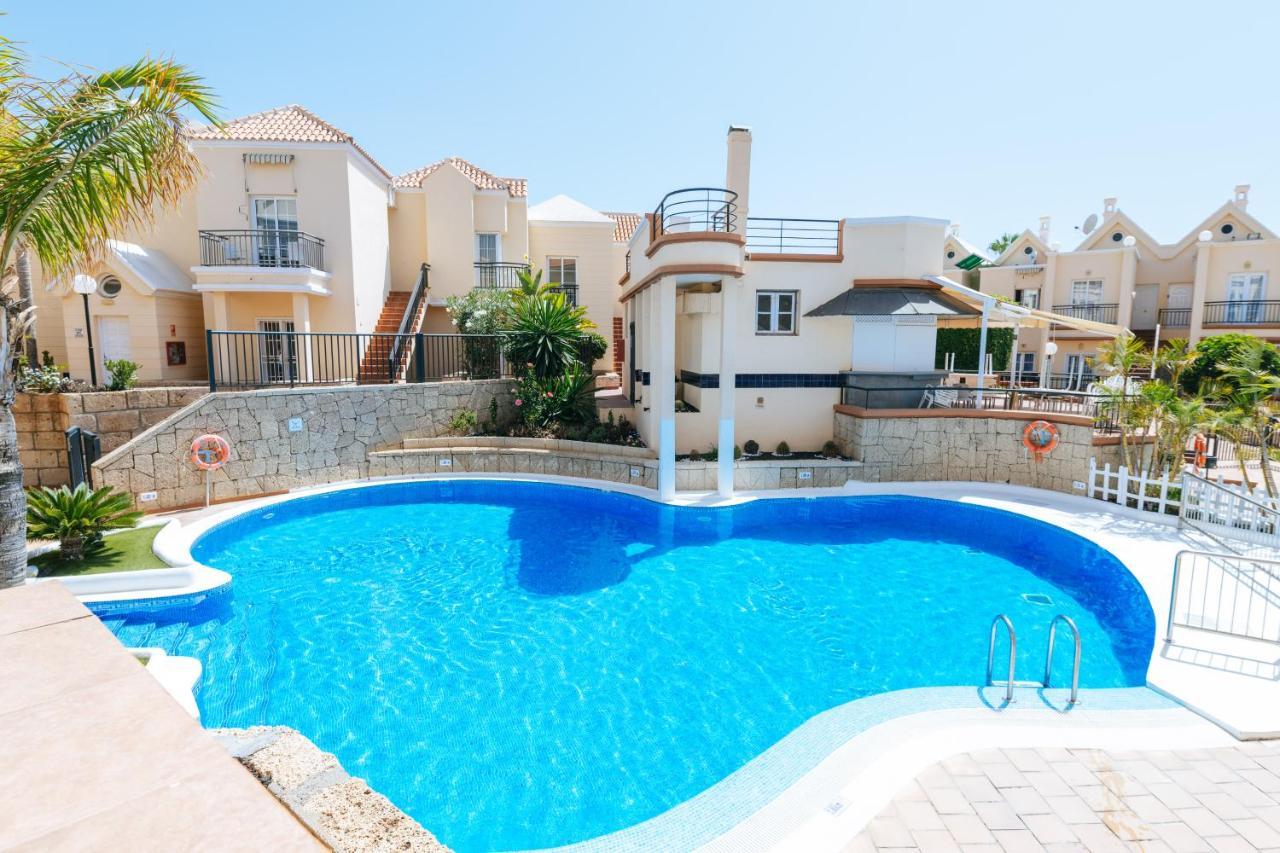 Amazing renovated pool view Apartment, 2 min to Fañabe Beach Costa Adeje  Esterno foto